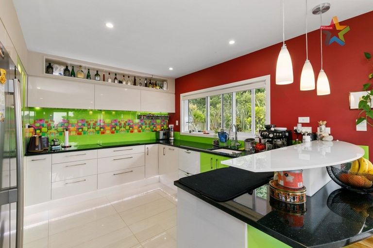 Photo of property in 138 Normandale Road, Normandale, Lower Hutt, 5010