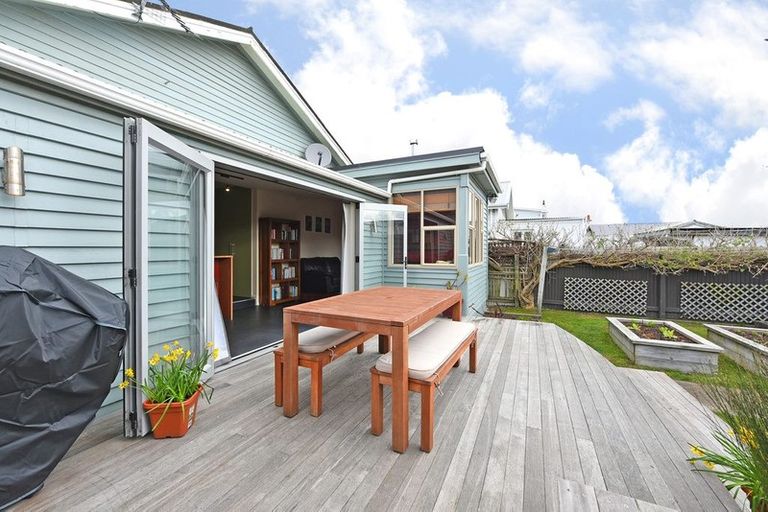 Photo of property in 3 Jessie Street, Petone, Lower Hutt, 5012