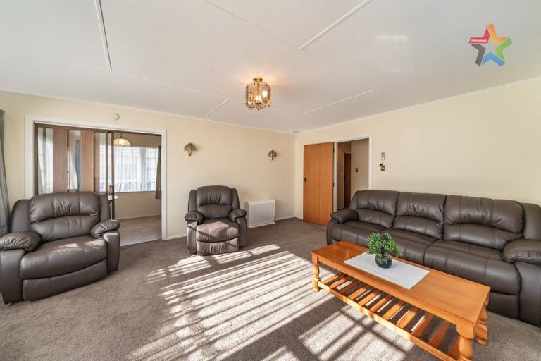 Photo of property in 21 Berkeley Road, Wainuiomata, Lower Hutt, 5014