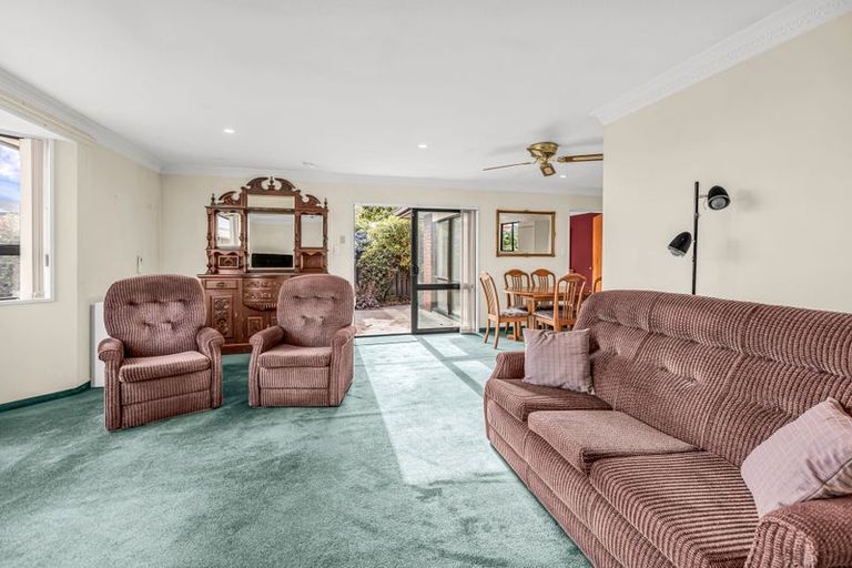 Photo of property in 14 Merlin Place, Gore, 9710