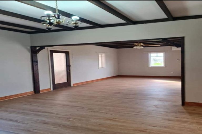 Photo of property in 59a Great South Road, Papakura, 2110