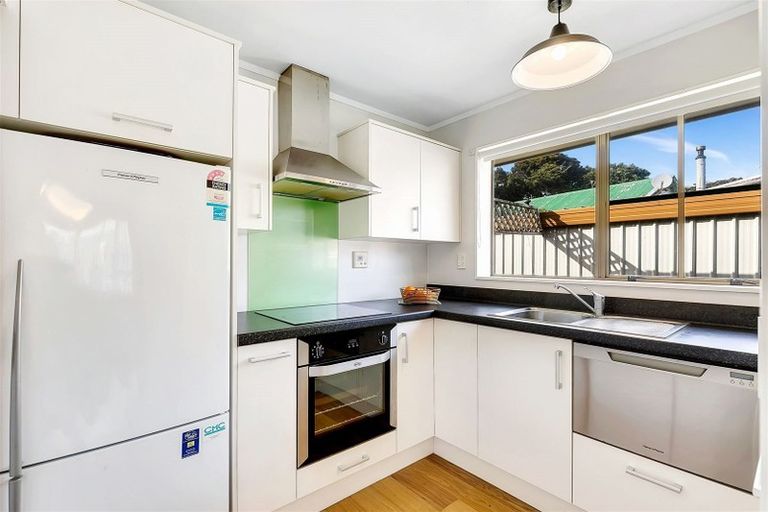 Photo of property in 9c James Street, Plimmerton, Porirua, 5026