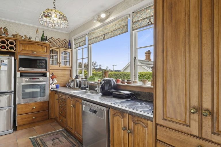 Photo of property in 41 Sandringham Street, Saint Clair, Dunedin, 9012