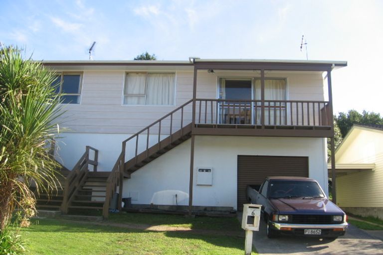 Photo of property in 7 Halyard Place, Whitby, Porirua, 5024