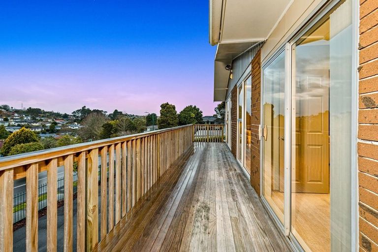Photo of property in 14 Bellringer Road, Massey, Auckland, 0614