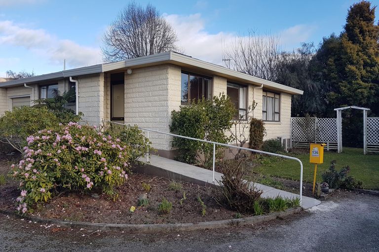 Photo of property in 136 Queen Street, Waimate, 7924