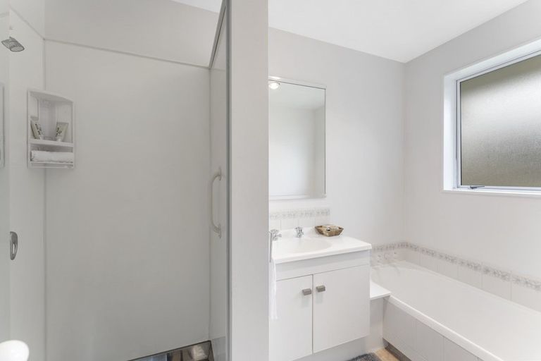 Photo of property in 1/46 Dorset Avenue, Westown, New Plymouth, 4310