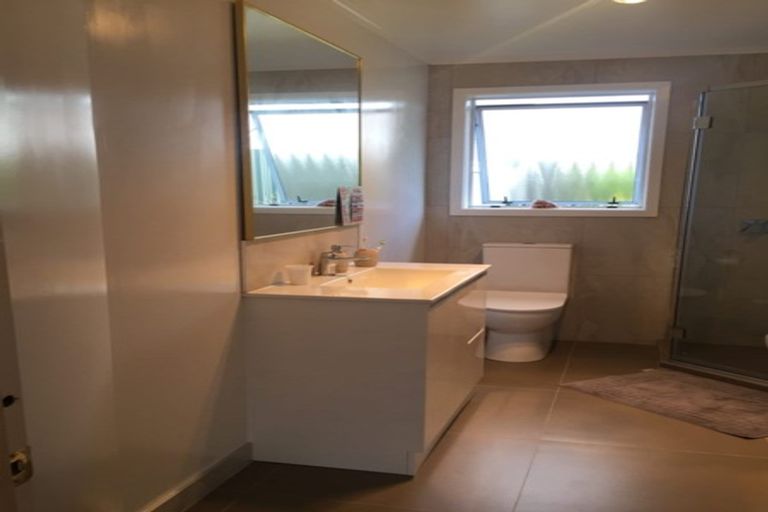 Photo of property in 2/71 Howe Street, Howick, Auckland, 2014