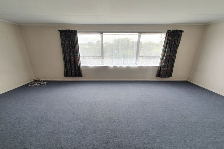 Photo of property in 60 Beazley Avenue, Paparangi, Wellington, 6037