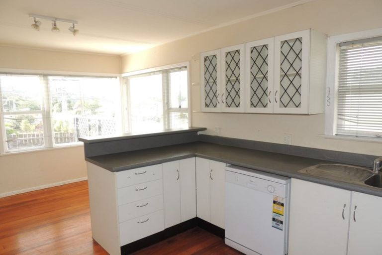 Photo of property in 372 George Street, Stokes Valley, Lower Hutt, 5019