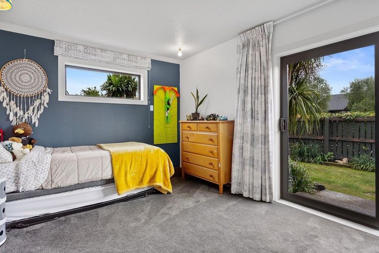 Photo of property in 2 Kowai Place, Amberley, 7410