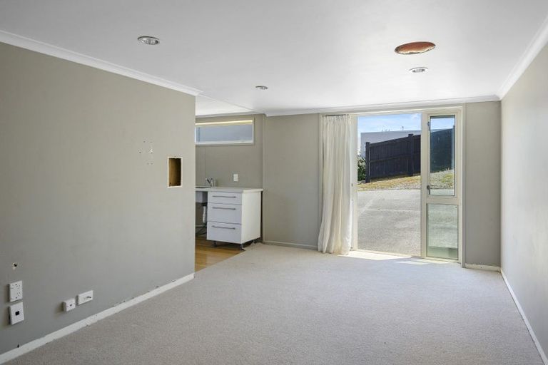 Photo of property in 122 Dyers Pass Road, Cashmere, Christchurch, 8022