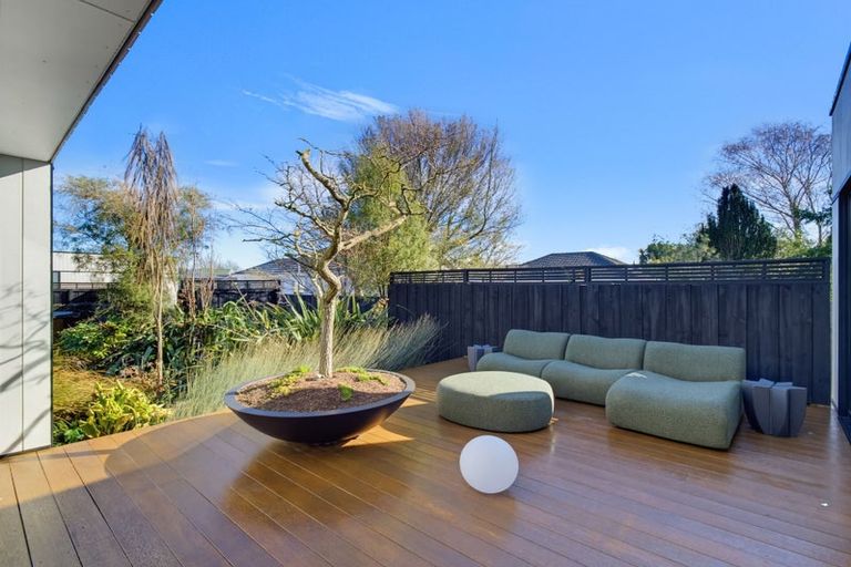 Photo of property in 275 Hills Road, Mairehau, Christchurch, 8013