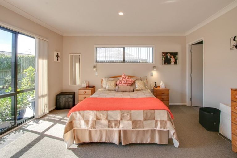 Photo of property in 21 Merlot Drive, Greenmeadows, Napier, 4112