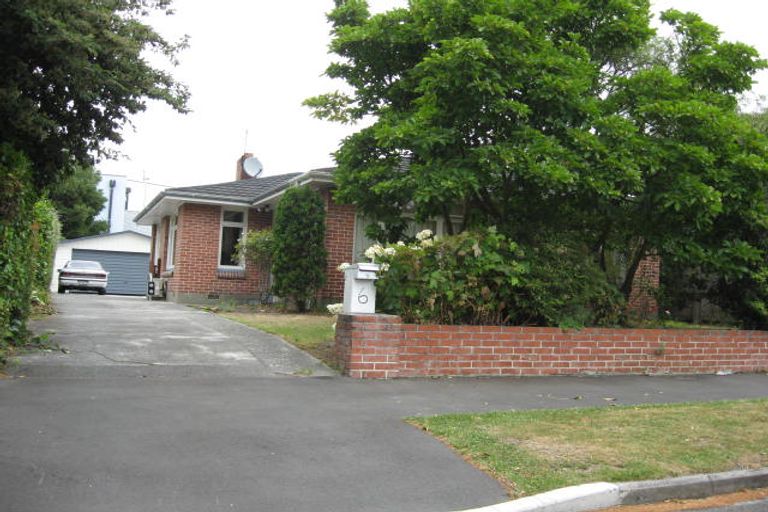 Photo of property in 6 Haynes Avenue, Upper Riccarton, Christchurch, 8041