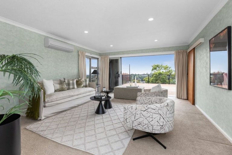 Photo of property in 29 Tauroa Road, Havelock North, 4130