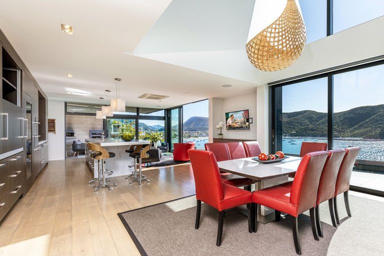 Photo of property in 4 Marina View, Waikawa, Picton, 7281