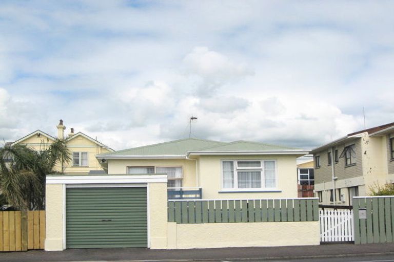 Photo of property in 185 Saint Aubyn Street, New Plymouth, 4310