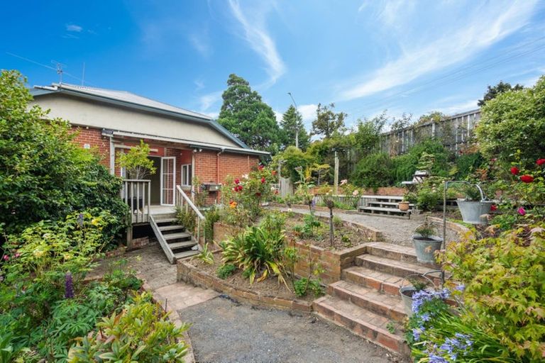 Photo of property in 36 Middleton Road, Kew, Dunedin, 9012