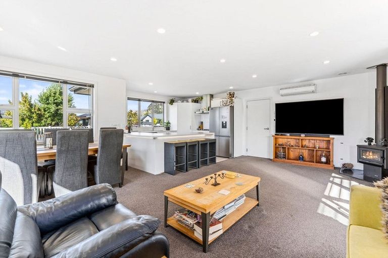 Photo of property in 18 Finch Street, Albert Town, Wanaka, 9305
