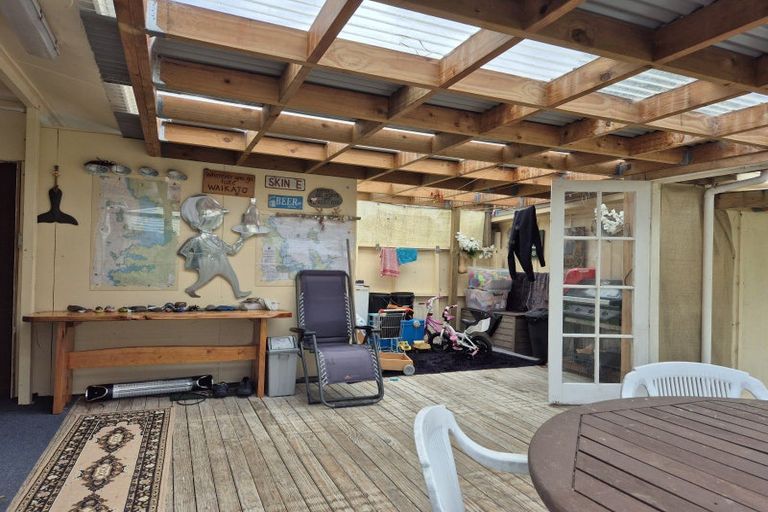 Photo of property in 395 Edward Street, Coromandel, 3506