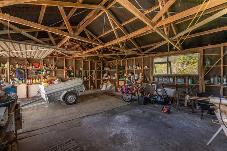 Photo of property in 6 Main Rd Ngakawau, Ngakawau, 7824