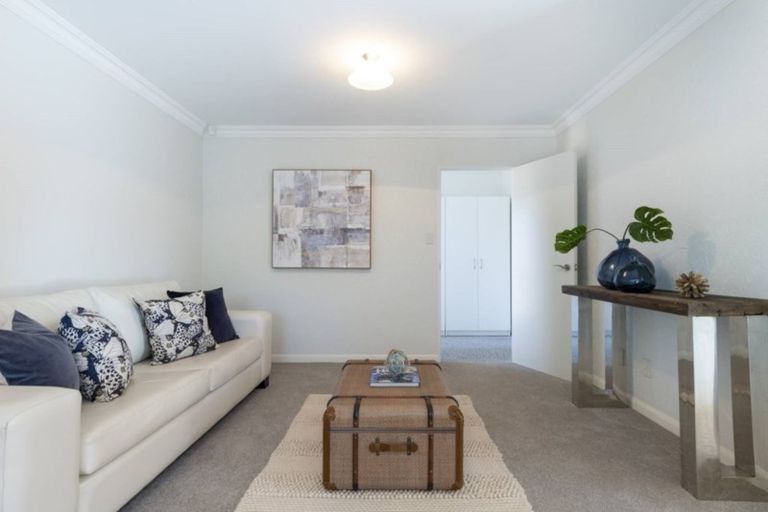 Photo of property in 56 Links View Drive, Omokoroa, 3114