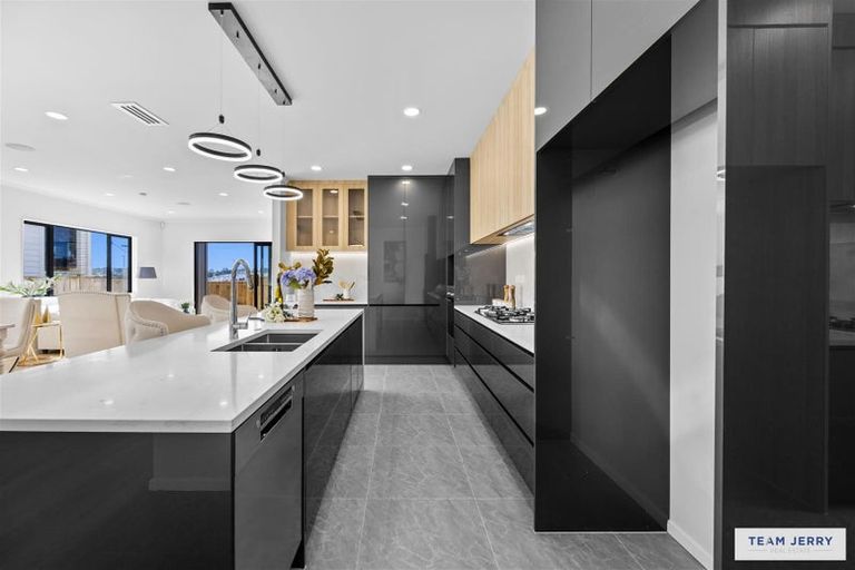 Photo of property in 56 Koromeke Street, Flat Bush, Auckland, 2019