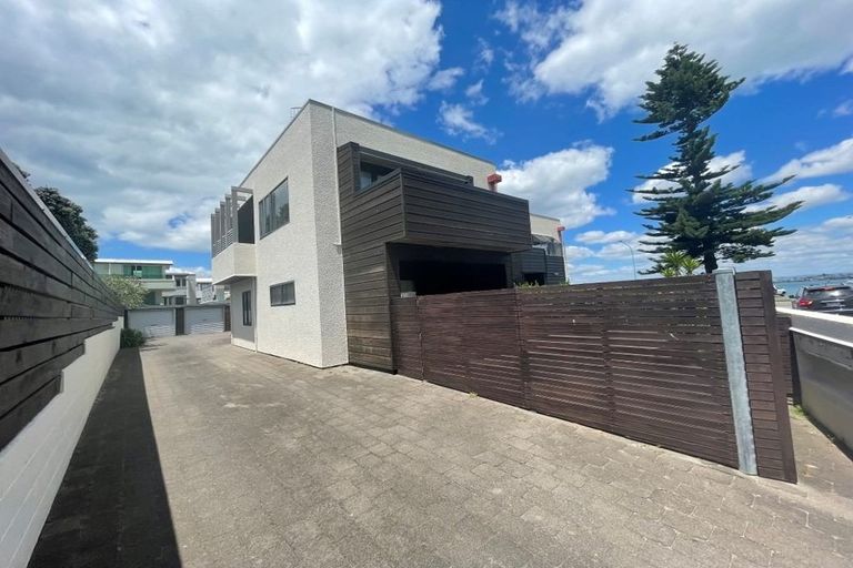 Photo of property in 1/2 Adams Avenue, Mount Maunganui, 3116