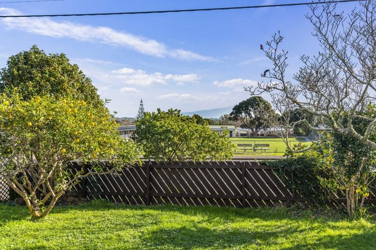 Photo of property in 29 Winara Avenue, Waikanae, 5036