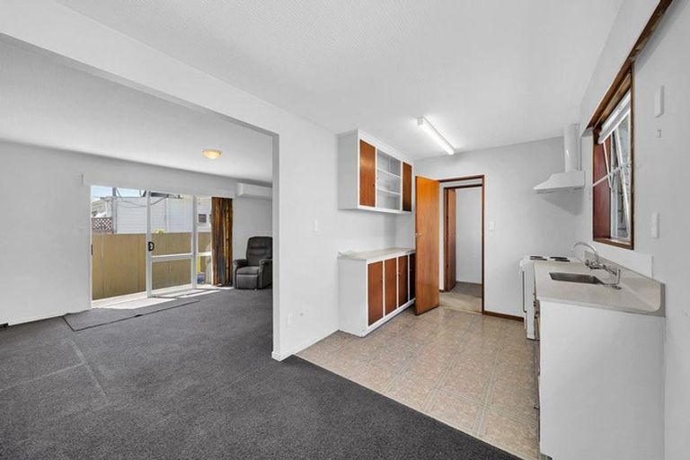 Photo of property in 1/35 Estuary Road, New Brighton, Christchurch, 8061