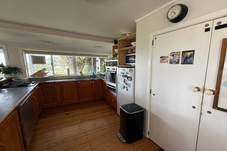 Photo of property in 29 Crisp Road, Parua Bay, Whangarei, 0174