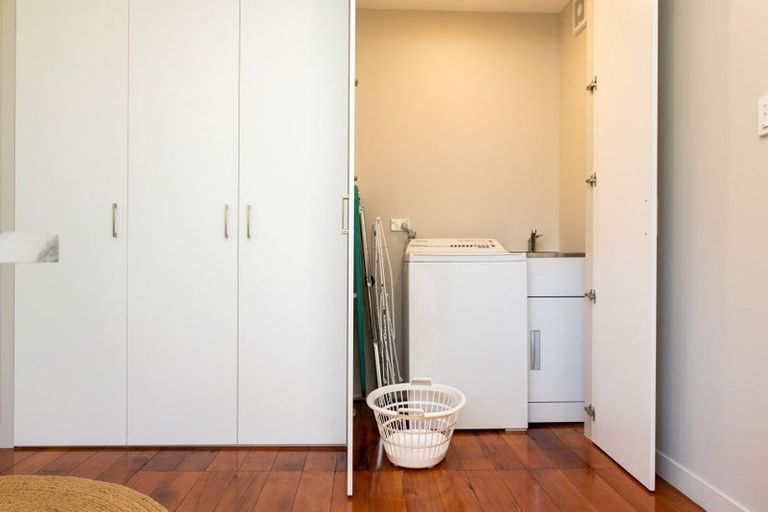 Photo of property in 547 Te Mata Mangateretere Road, Havelock North, 4294