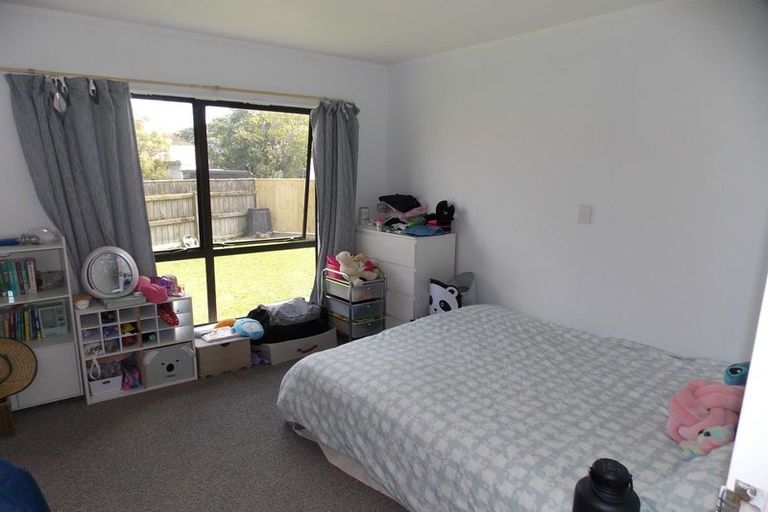 Photo of property in 83 Geraldine Crescent, Cloverlea, Palmerston North, 4412