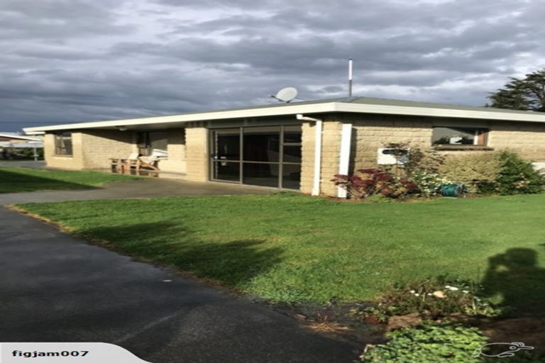 Photo of property in 3 Calder Place, Winton, 9720