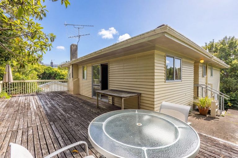 Photo of property in 2/69 Mountbatten Avenue, Hillcrest, Auckland, 0627