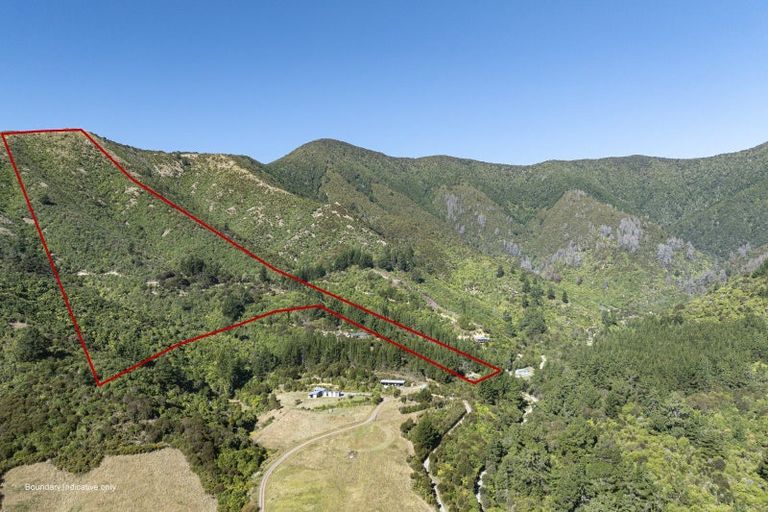 Photo of property in 165 Boons Valley Road, Waikawa, Picton, 7220