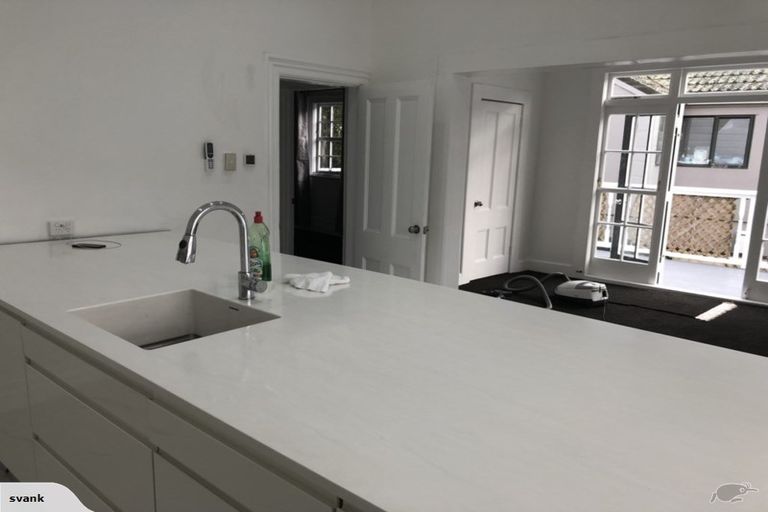 Photo of property in 434 Adelaide Road, Berhampore, Wellington, 6023