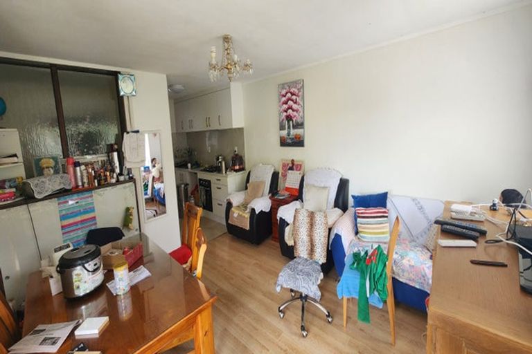 Photo of property in 7/320 Pakuranga Road, Pakuranga Heights, Auckland, 2010