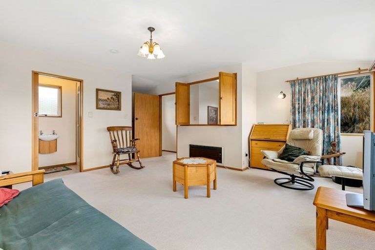 Photo of property in 73 Hillsborough Terrace, Hillsborough, Christchurch, 8022