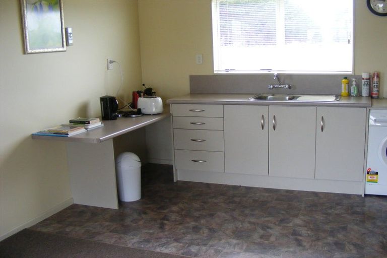 Photo of property in Blue Bell Motel, 48 Russell Street, Foxton, 4814