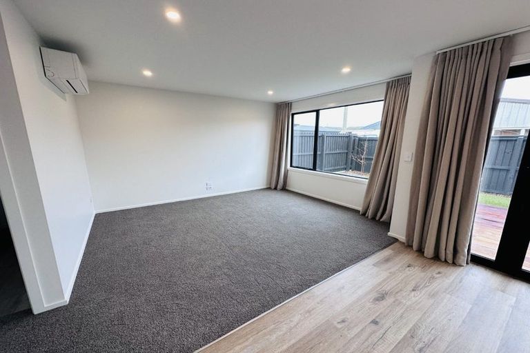 Photo of property in 164c Marine Parade, New Brighton, Christchurch, 8083
