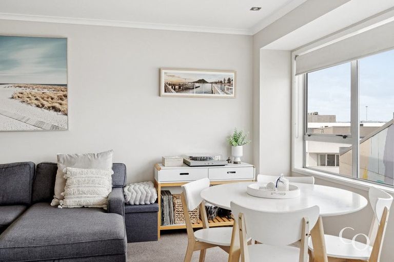 Photo of property in Algarve Apartments, 213/332 Maunganui Road, Mount Maunganui, 3116
