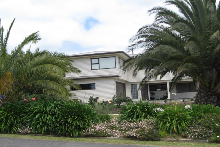 Photo of property in 25 Tiri Road, Manly, Whangaparaoa, 0930