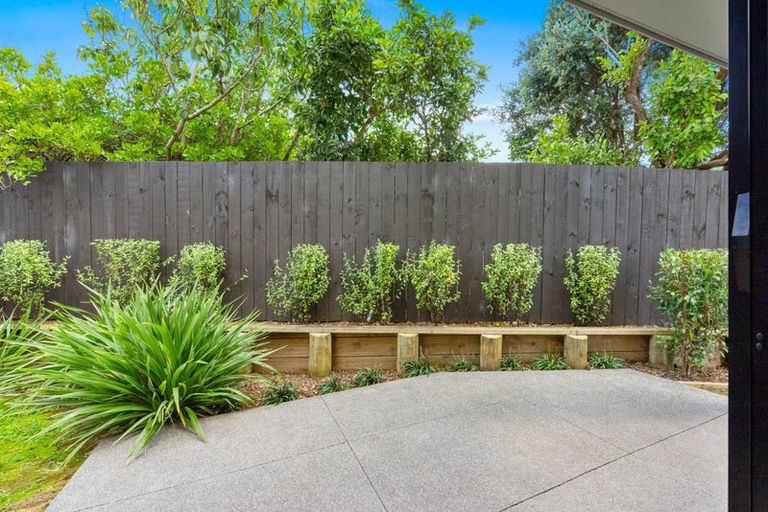 Photo of property in 1 Ara Reti, Mangere, Auckland, 2022