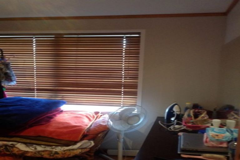 Photo of property in 10 Rapaki Place, Te Atatu Peninsula, Auckland, 0610