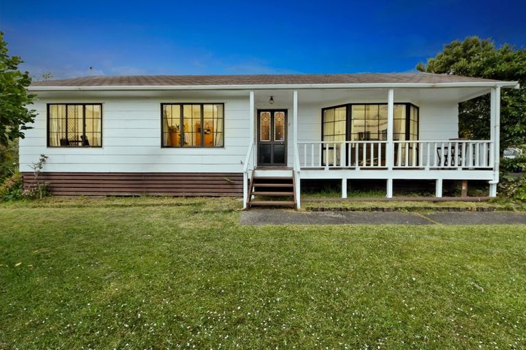 Photo of property in 96a Sturges Road, Henderson, Auckland, 0612