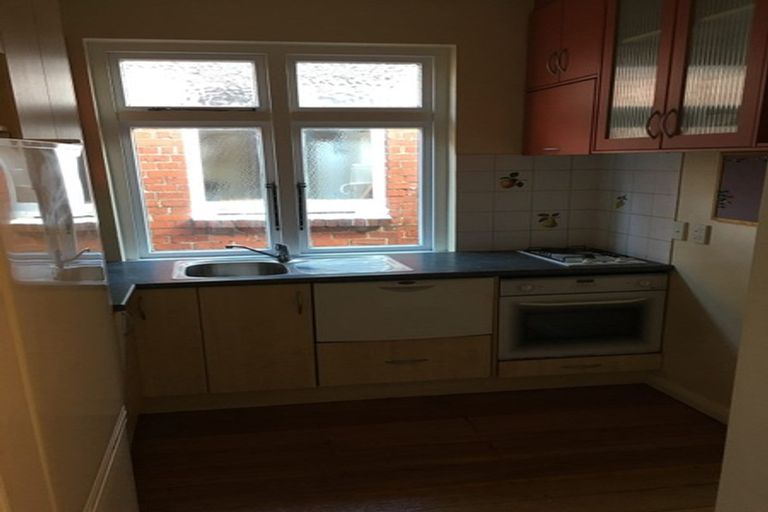 Photo of property in 58 Brougham Street, Mount Victoria, Wellington, 6011