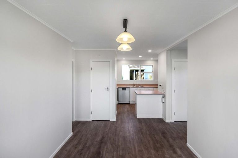 Photo of property in 14 Waipounamu Drive, Kelson, Lower Hutt, 5010