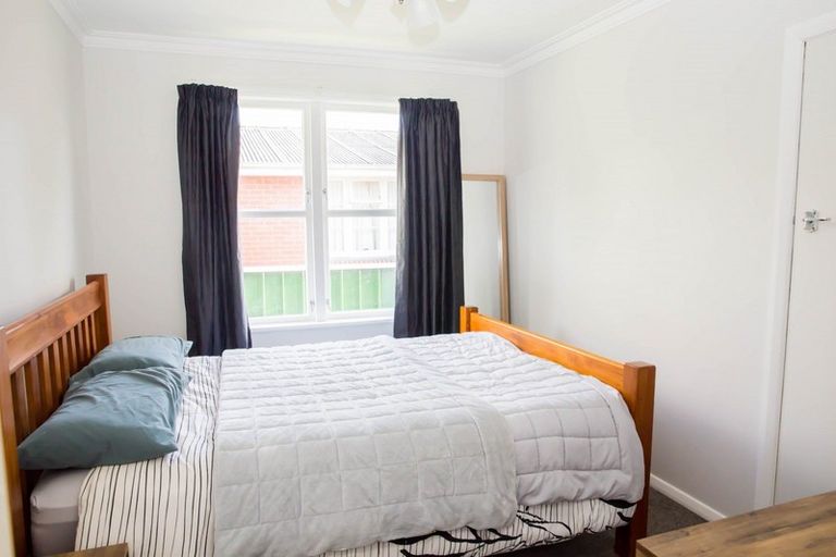 Photo of property in 10 Clyde Street, Levin, 5510